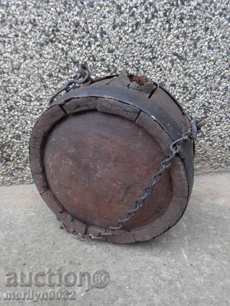 Old bucket, flask, barrel, crank, wooden with price 35.00 BGN | € 17.90