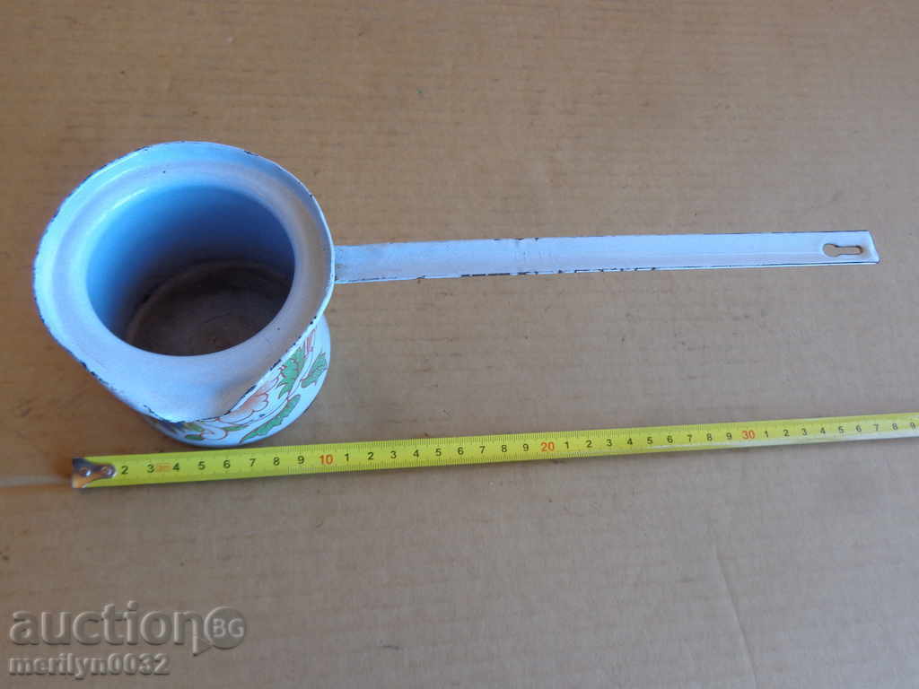 Delivery of Jeze enameled pot with enamel Delivery of Jeze enameled pot with enamel