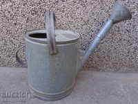 stropitoare de metal vechi poate, tub galvanizat Court cupă