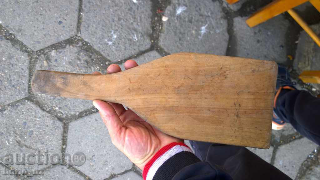 Delivery of 7757. LARGE OLD WOODEN CROSS