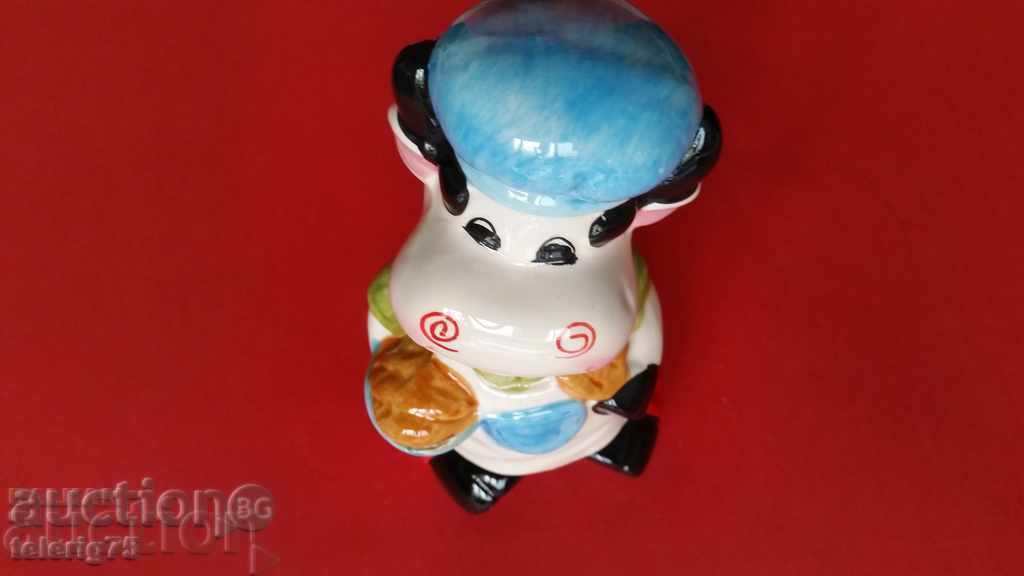 Old Statue for Kitchenware from Porcelain with price 13.00 BGN | € 6.65 Old Statue for Kitchenware from Porcelain with price 13.00 BGN | € 6.65