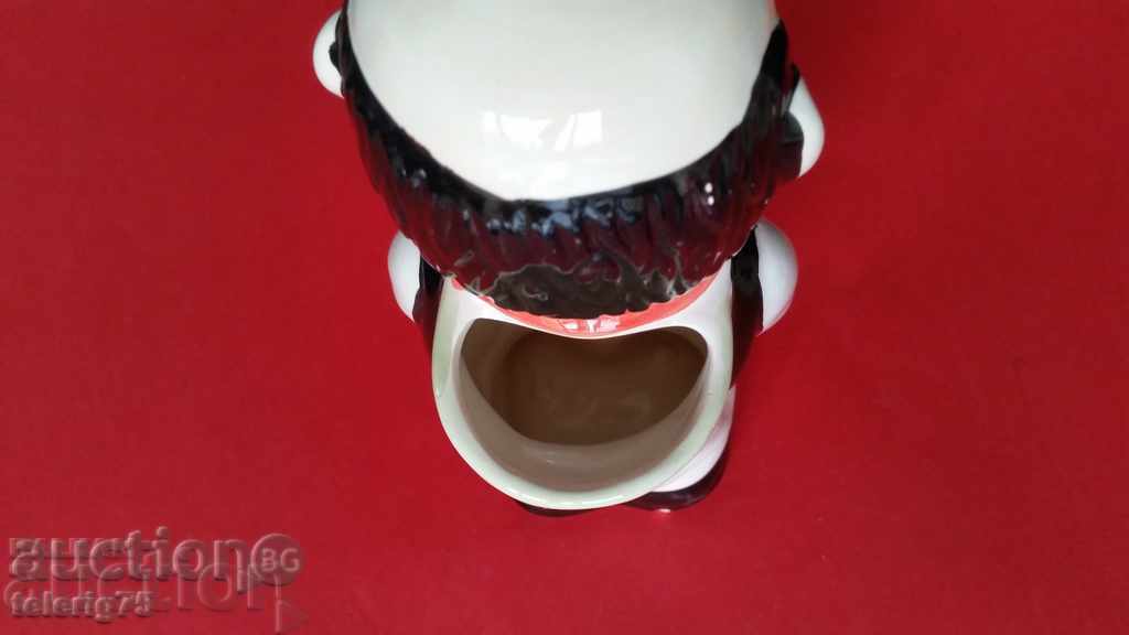 Auction Old Porcelain Kitchenware Statuette Auction Old Porcelain Kitchenware Statuette