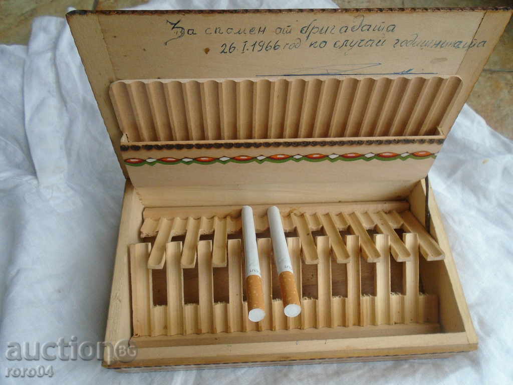 STAR WOOD BOX - TABACER - ACTUALLY, OTHERS SITUATION with price 17.10 BGN | € 8.74 STAR WOOD BOX - TABACER - ACTUALLY, OTHERS SITUATION with price 17.10 BGN | € 8.74