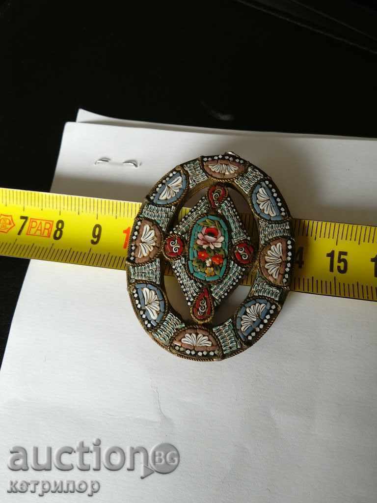 Murano glass pendant with price 135.00 BGN | € 69.02 Murano glass pendant with price 135.00 BGN | € 69.02