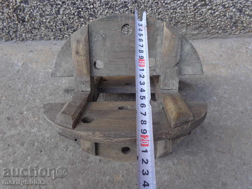 Wood wheel old mechanism piston sprocket with price 48.00 BGN | € 24.54