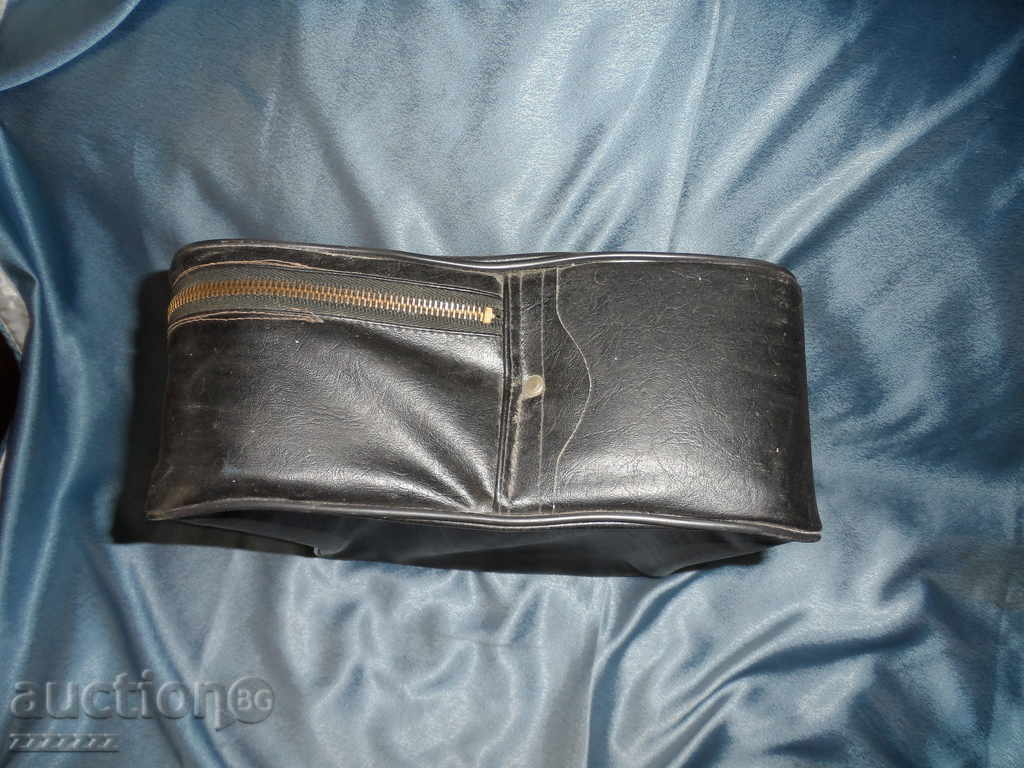 old leather briefcase - 7