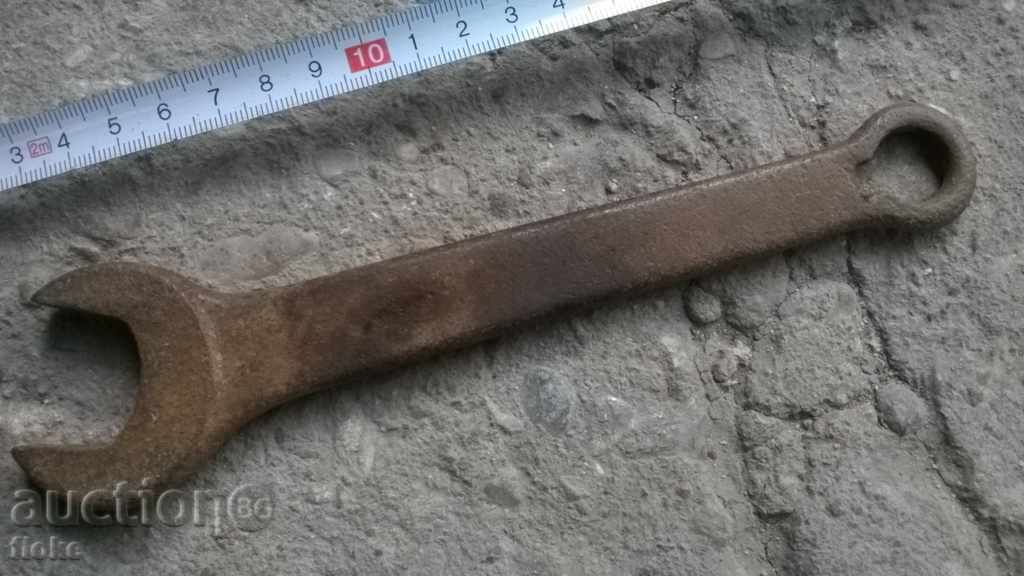 Auction Old wrench Auction Old wrench