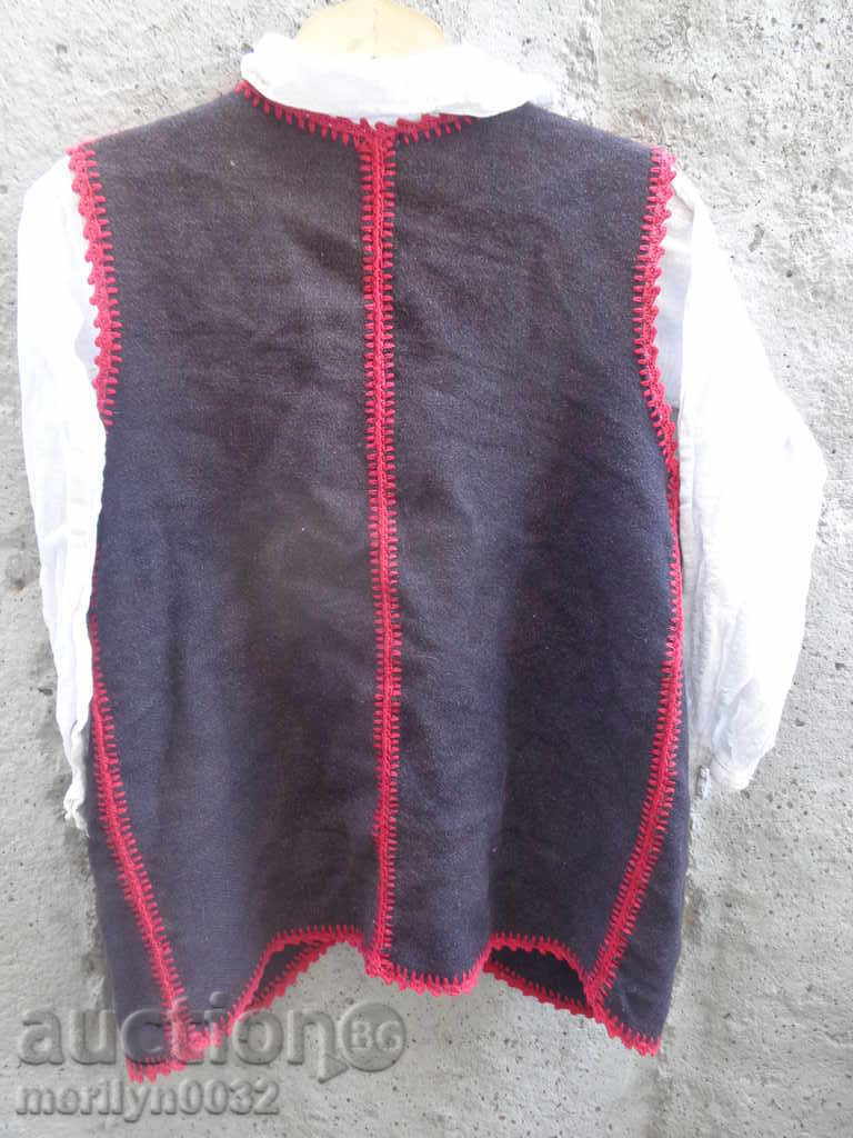 Kennel shirt handmade weave costume with price 99.00 BGN | € 50.62 Kennel shirt handmade weave costume with price 99.00 BGN | € 50.62