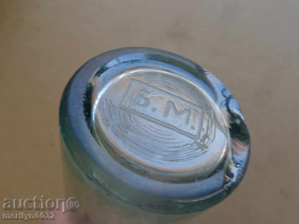 Bottle bottle with a bottle of bottle of lemonade in the town of Turnovo - 6 Bottle bottle with a bottle of bottle of lemonade in the town of Turnovo - 6