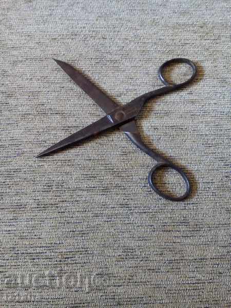 Old scissors P.D.WITTING SOLINGEN with price 10.00 BGN | € 5.11