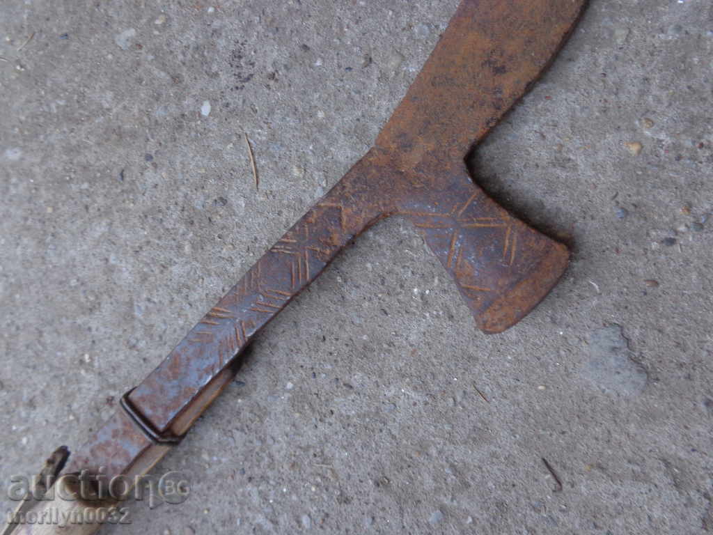 Old manual forged cutter with engravings, wrought iron toothbrush blade - 5