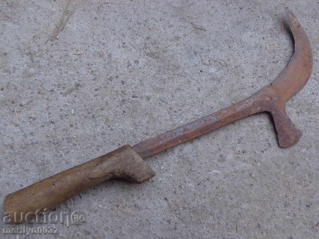 Old manual forged cutter with engravings, wrought iron toothbrush blade - 7 Old manual forged cutter with engravings, wrought iron toothbrush blade - 7
