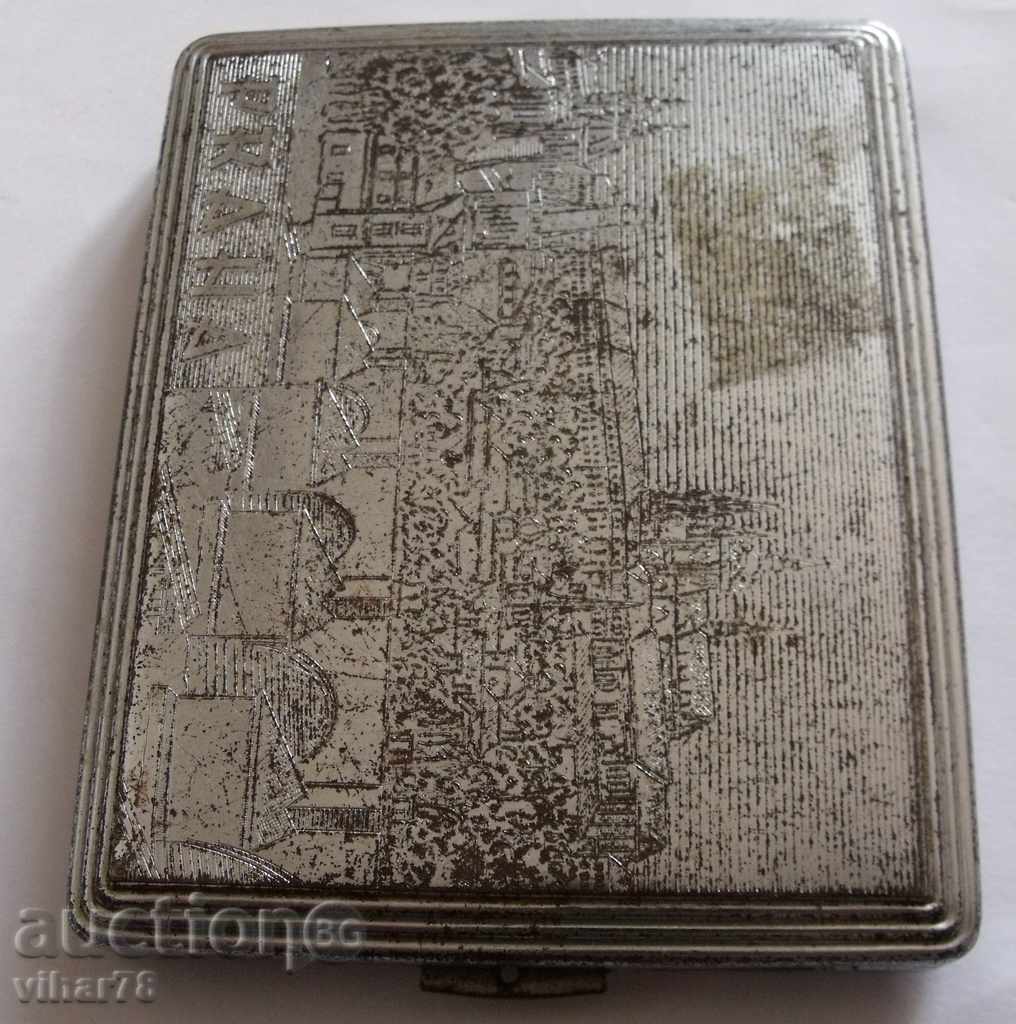 Auction the cigarette case Auction the cigarette case