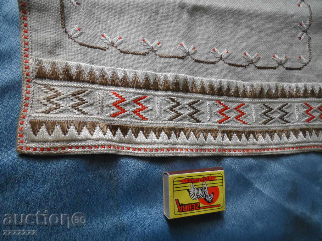 Delivery of linen tablecloth Delivery of linen tablecloth