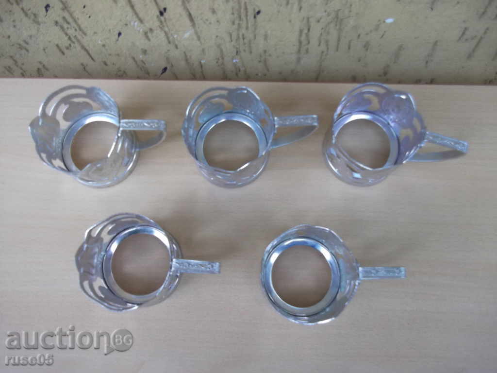 Podstakani 5 buc. sovietic cu preț 10.00 BGN | € 5.11 Podstakani 5 buc. sovietic cu preț 10.00 BGN | € 5.11