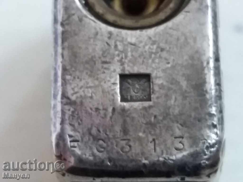 Delivery of I sell old lighter "S.T.DUPONT" .RRRRRRRRR Delivery of I sell old lighter "S.T.DUPONT" .RRRRRRRRR