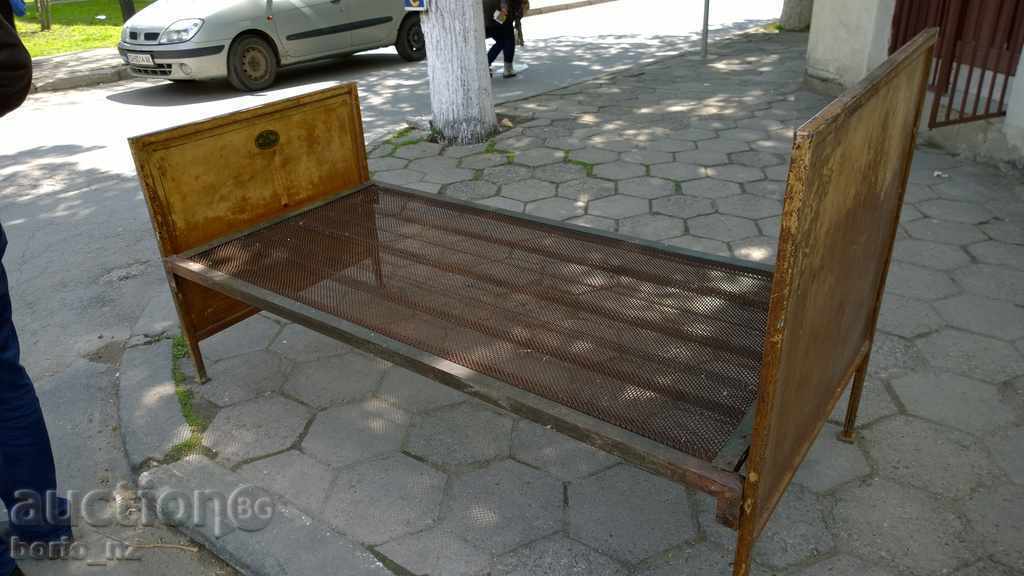 Livrarea 7849. vechiul pat MEBELA Stara Zagora Livrarea 7849. vechiul pat MEBELA Stara Zagora