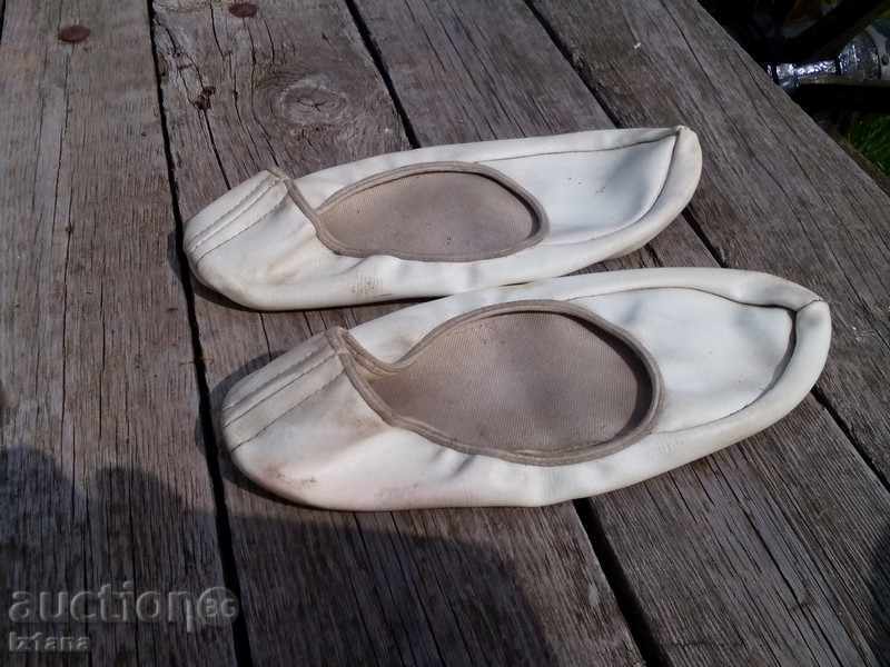 Livrarea Unghii vechi