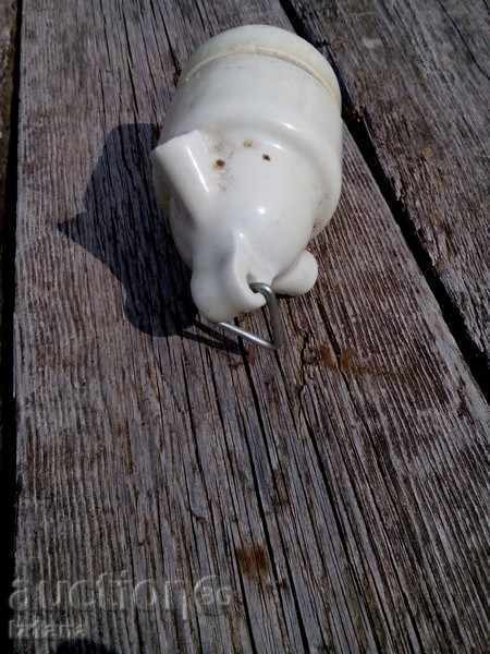 Delivery of Old porcelain light fixture Delivery of Old porcelain light fixture