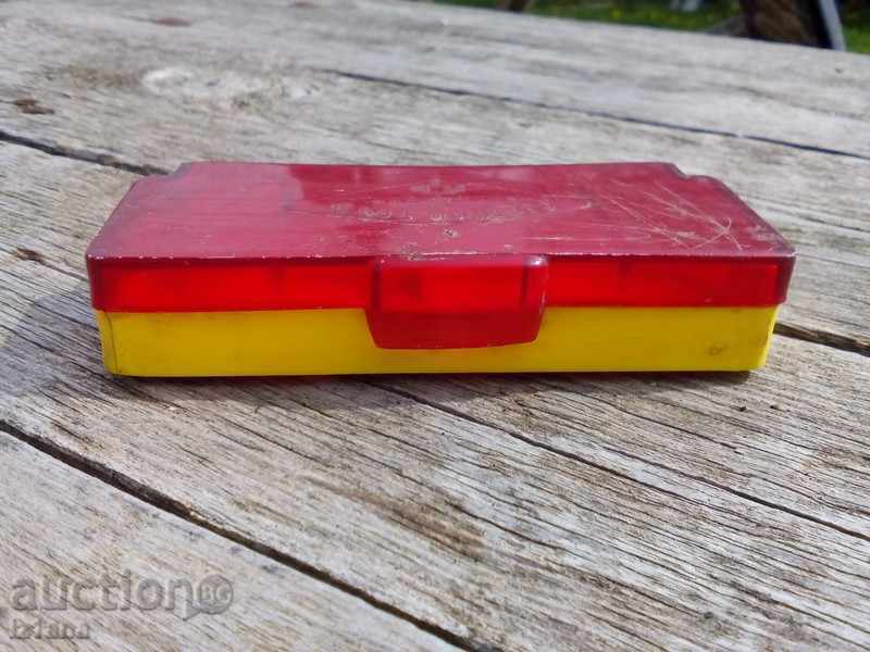 Old box - 5 Old box - 5