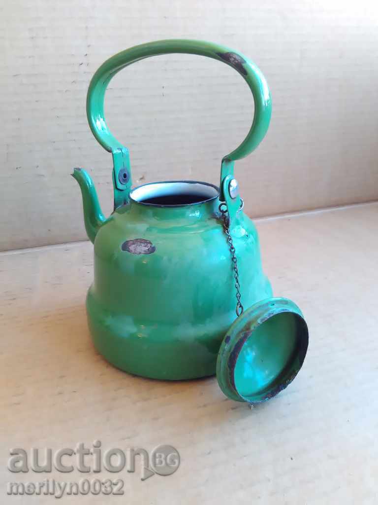 Auction Enamelled teapot from the USSR, enamel container SFRY Yugoslavia Auction Enamelled teapot from the USSR, enamel container SFRY Yugoslavia