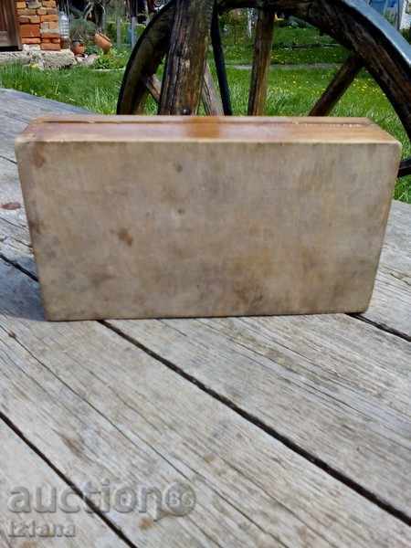 Παλιό ξύλινο κουτί - 5 Παλιό ξύλινο κουτί - 5