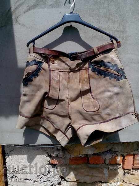 Antique short leather pants Antique short leather pants