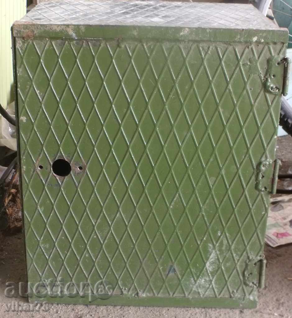 cadru metalic / Seif / cu preț € 99.99 | 195.56 BGN