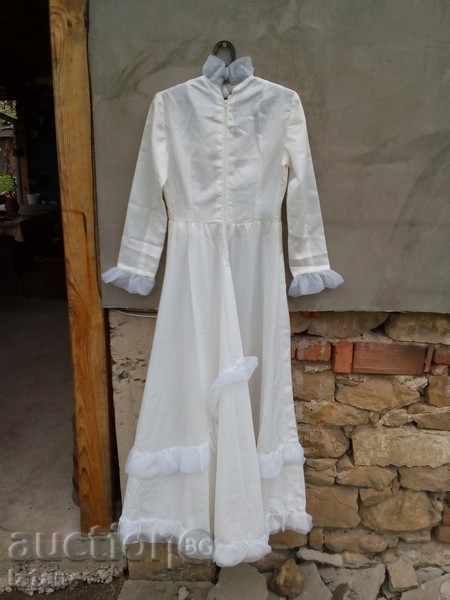 Delivery of Wedding dress Delivery of Wedding dress