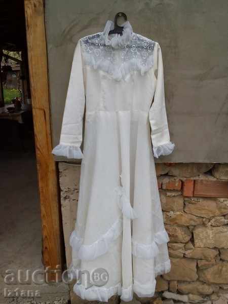 Wedding dress Wedding dress