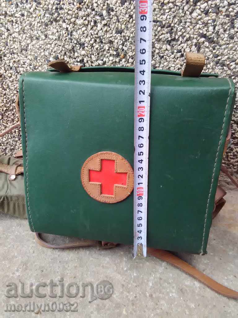 Medical bag World War II WW2 BRC equipped - 5 Medical bag World War II WW2 BRC equipped - 5