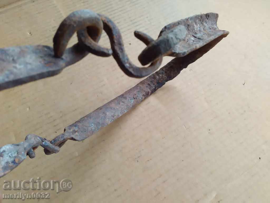 Delivery of Chain for a large chunk wrought iron chenille bracelet Delivery of Chain for a large chunk wrought iron chenille bracelet