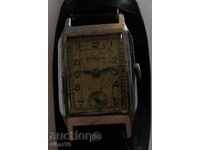 στρατιωτικός