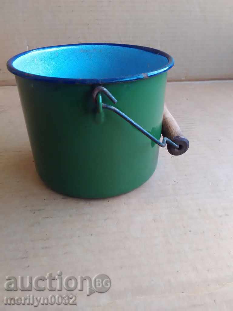 Auction  Enamelled court of the social times, enamel