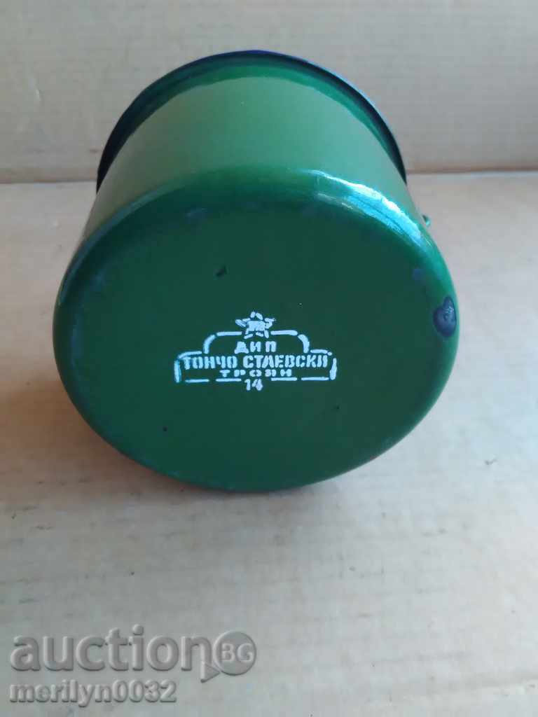 Delivery of Enamelled court of the social times, enamel