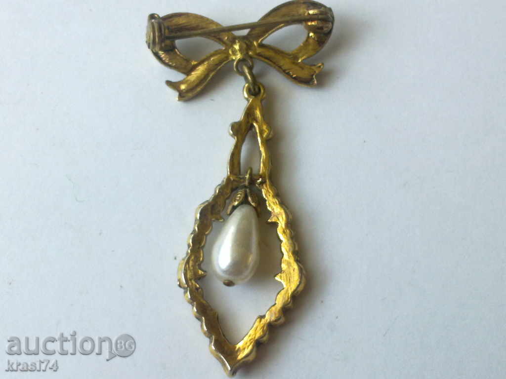 Brochure with price 10.00 BGN | € 5.11 Brochure with price 10.00 BGN | € 5.11