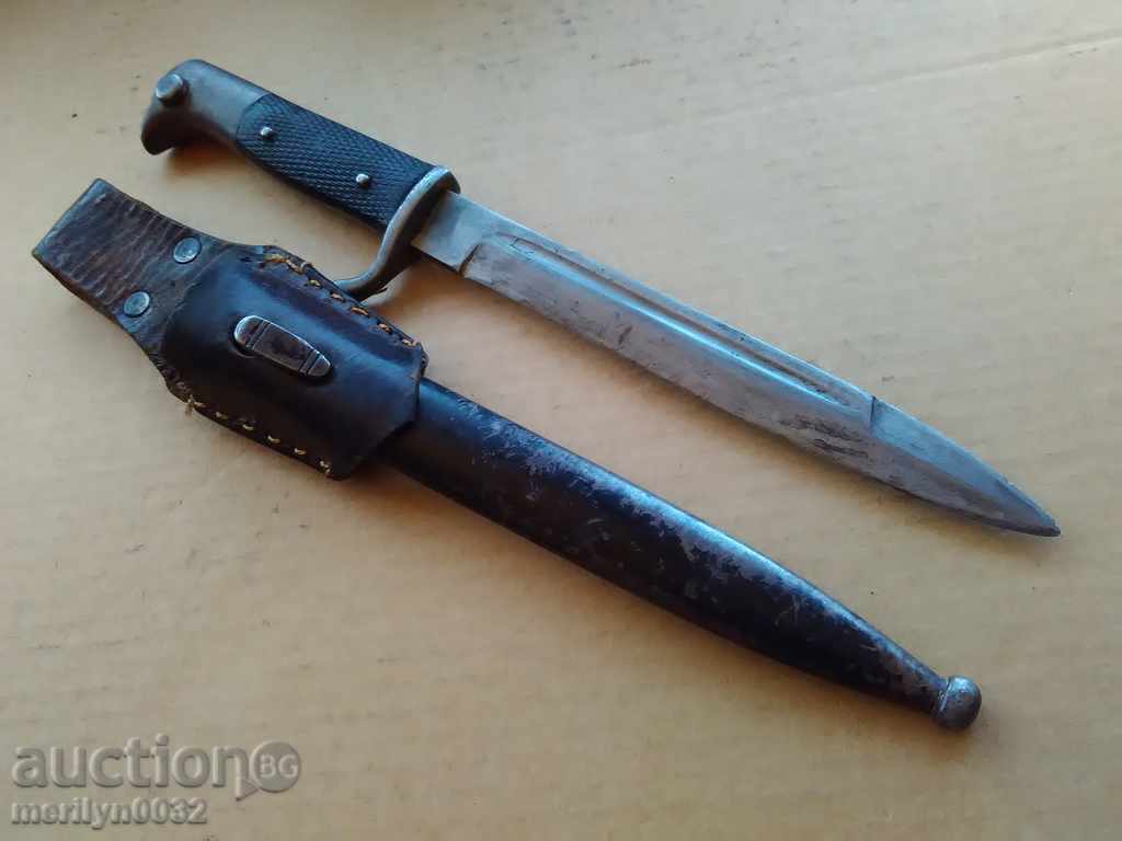 WW2 German Mauser Rifle Baionetă Cuțit Baionetă cu preț € 264.86 | 518.02 BGN