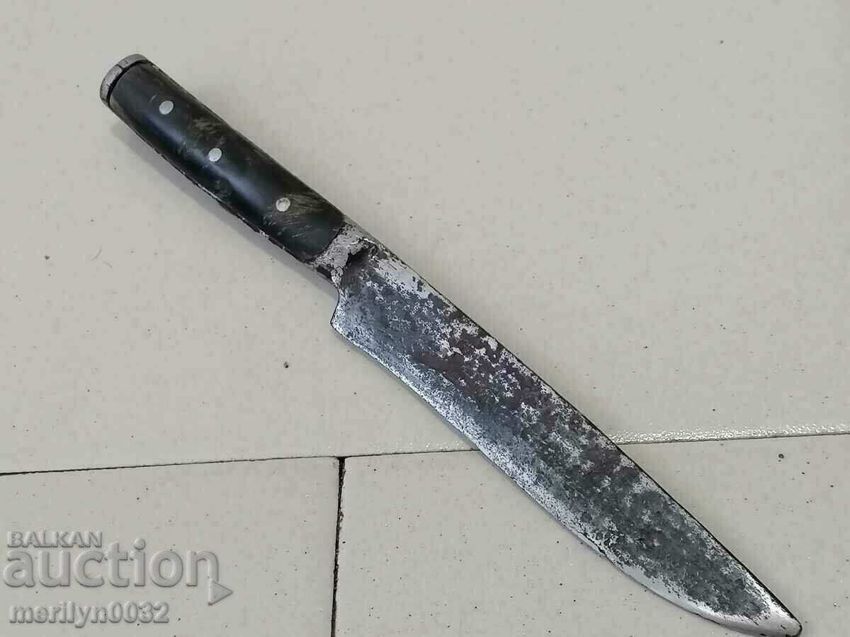 An old forage buoyan knife, a karaoke, a blade with price 149.00 BGN | € 76.18 An old forage buoyan knife, a karaoke, a blade with price 149.00 BGN | € 76.18