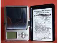 Miniaturized electronic scales 100 x 0,01 g