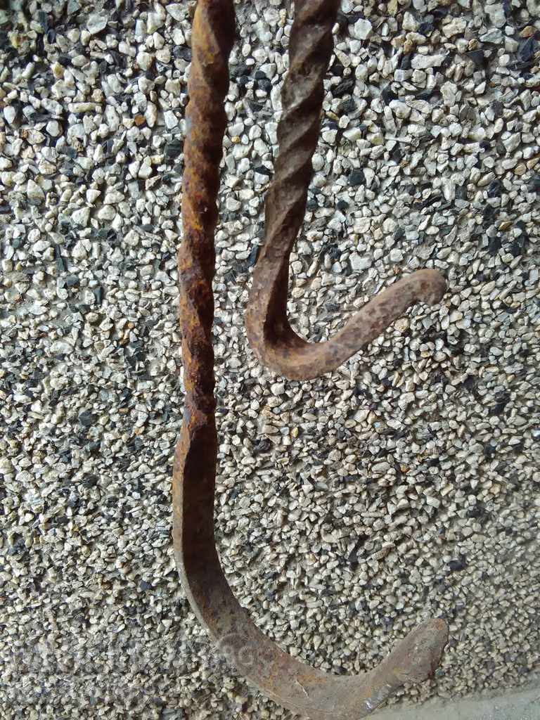 Παλιά αλυσίδα από σφυρήλατο σίδερο με γάντζο, αλυσίδα με γάντζο εστίας με τιμή 43.00 BGN | € 21.99