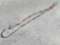 Παλιά αλυσίδα από σφυρήλατο σίδερο με γάντζο, αλυσίδα με γάντζο εστίας