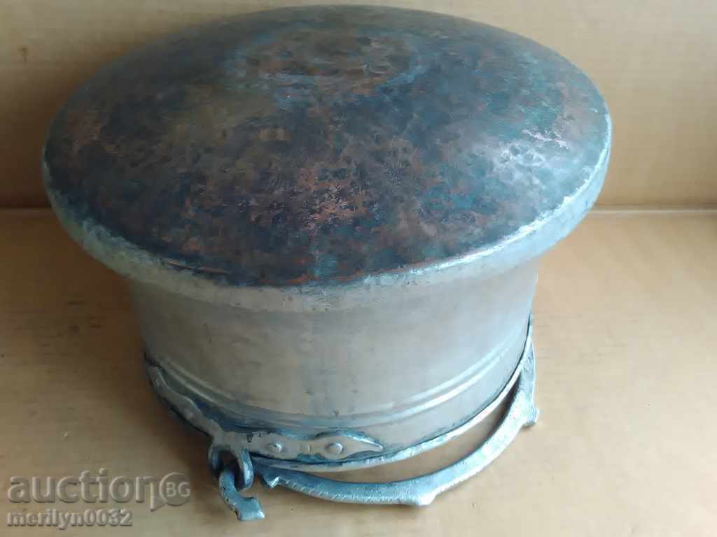 Delivery of Tinned cauldron, copper copper pot, donation inscription 1931 Delivery of Tinned cauldron, copper copper pot, donation inscription 1931