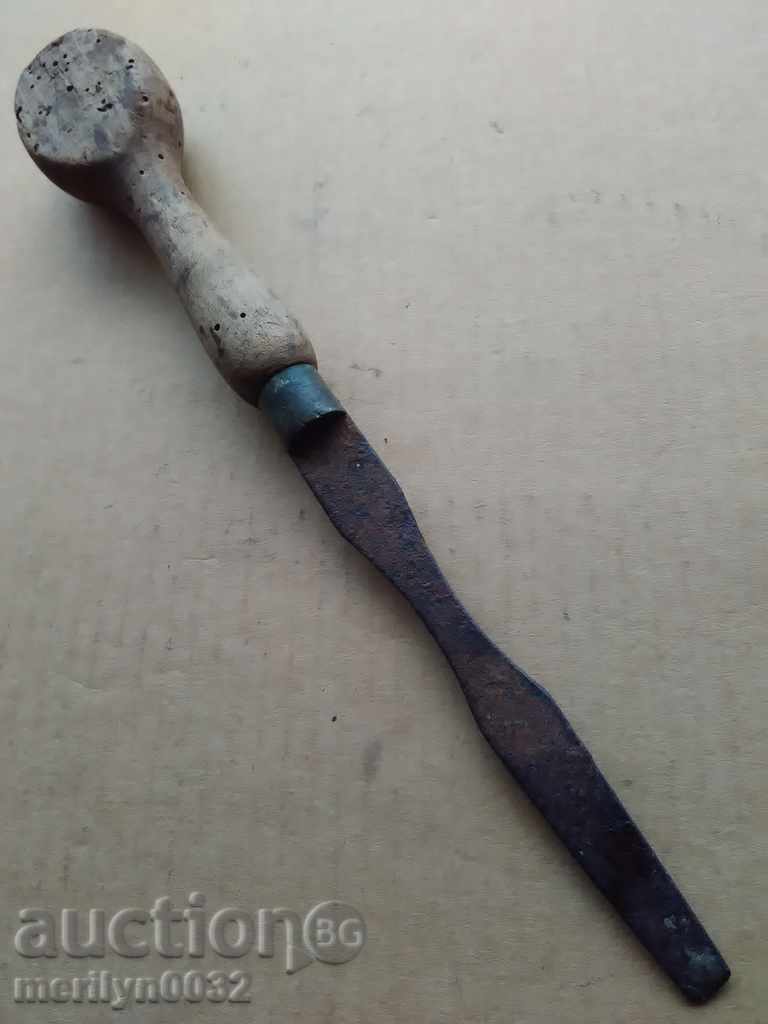 Screwdriver from a weapon workshop
