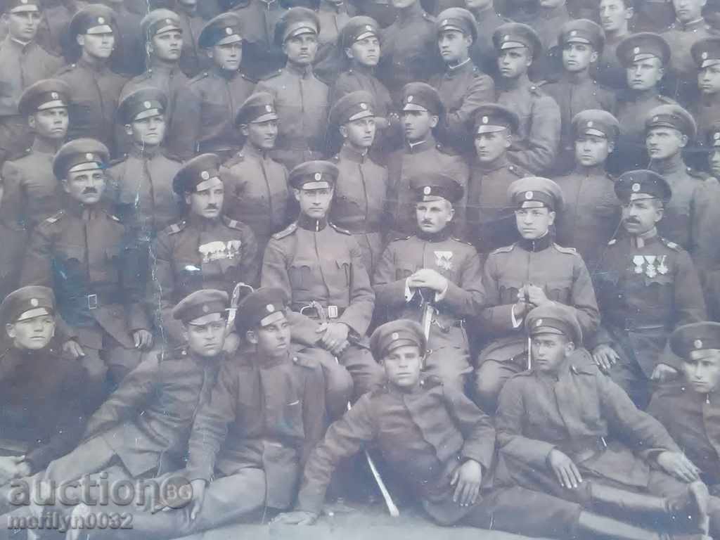 Auction Old photo frame, photography group portrait of military Auction Old photo frame, photography group portrait of military