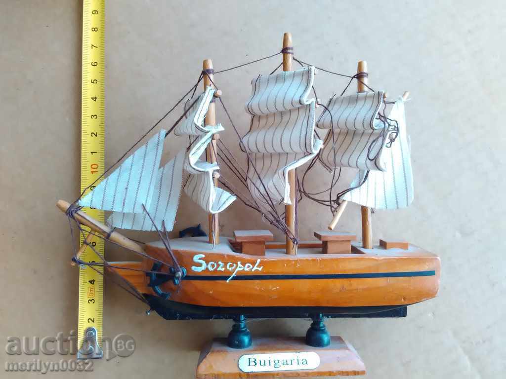Delivery of Decoration boat toy boat, yacht, ship Delivery of Decoration boat toy boat, yacht, ship
