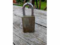 Стар сувенирен катинар