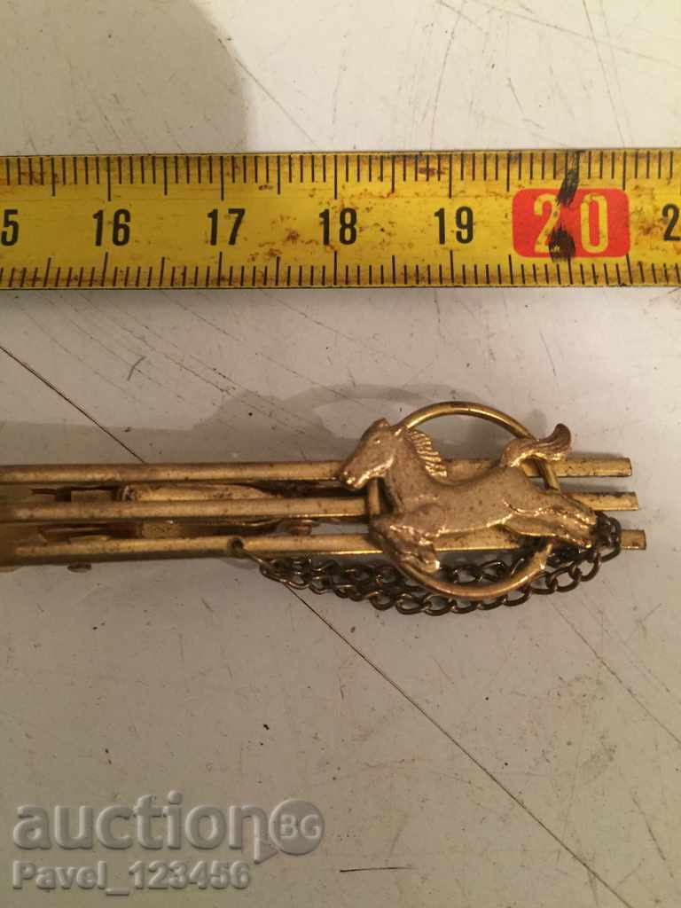 Auction an old collector tie for a tie Auction an old collector tie for a tie