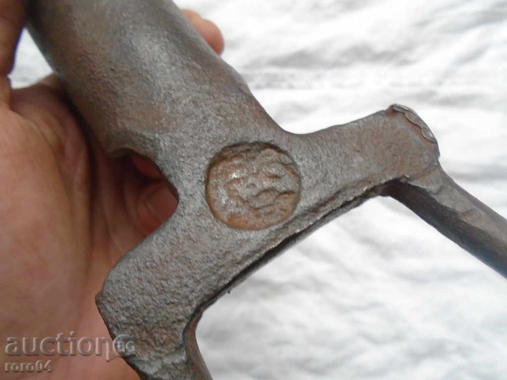 Delivery of STARA HANGING WAVES, TWO BED - MARKED