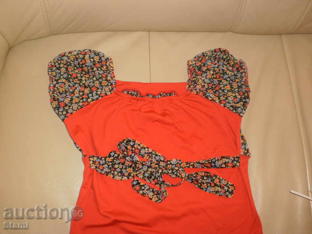 Children tunic size 140 - 5 Children tunic size 140 - 5