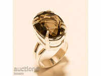 Beautiful silver ring with smoked topaz